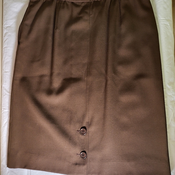 SOLD Authentic Vintage 1980s Valentino Miss V Wool Skirt . - Picture 4 of 12